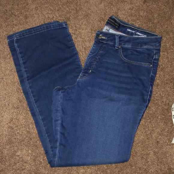 lee modern series curvy fit straight leg jeans
